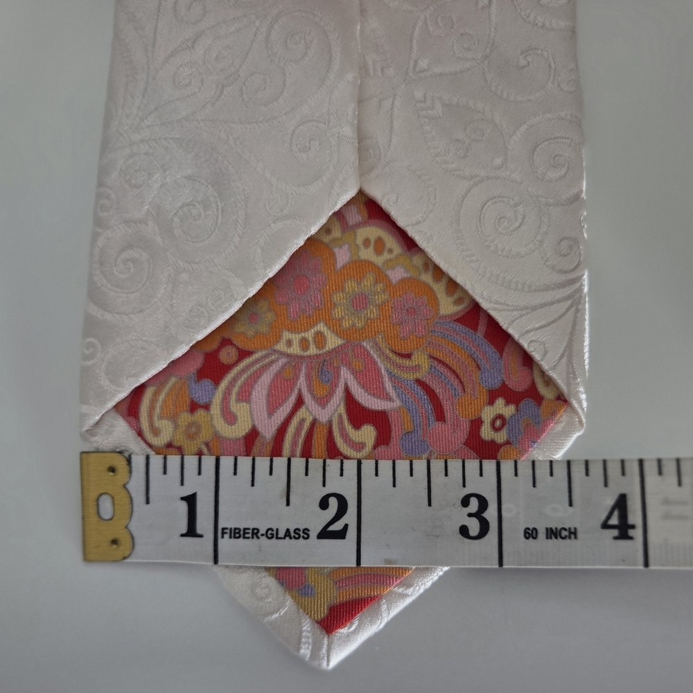 Ted Baker London Silk Jacquard Tie Scroll Pattern Ivory Floral Lining - Picture 4 of 5